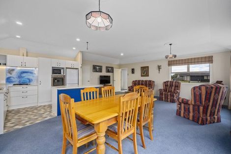 Photo of property in 28 Ara Drive, Redwoodtown, Blenheim, 7201