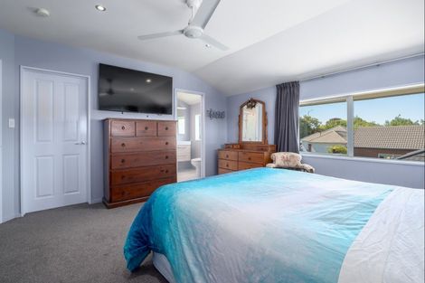 Photo of property in 100a Aorangi Road, Bryndwr, Christchurch, 8053