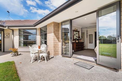 Photo of property in 31 No 1 Road, Te Puke, 3119