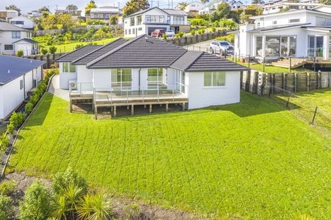 Photo of property in 20 Waititiro Rise, Stanmore Bay, Whangaparaoa, 0932