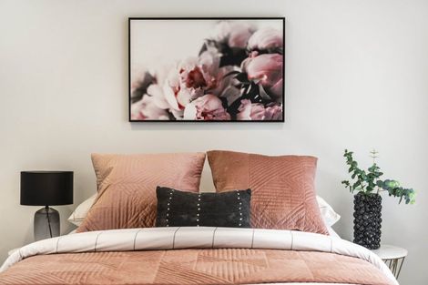 Photo of property in 5/35 Marine Parade, Hobsonville, Auckland, 0616