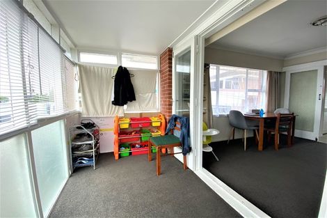 Photo of property in 2/17 Ti Rakau Drive, Pakuranga, Auckland, 2010