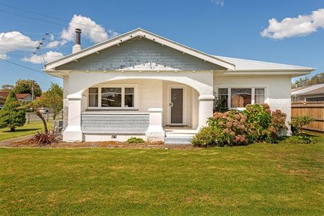 Photo of property in 12 Endcliffe Road, Kaiti, Gisborne, 4010