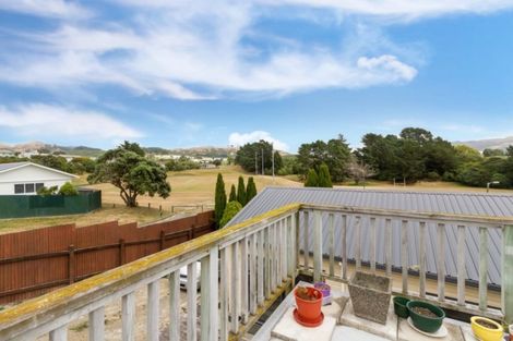 Photo of property in 11a Castor Crescent, Cannons Creek, Porirua, 5024