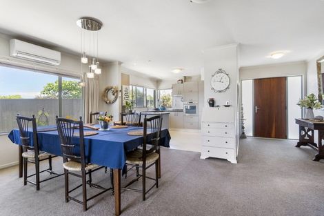 Photo of property in 117 Bruce Wallace Place, Whangamata, 3620