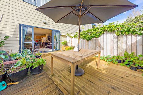 Photo of property in 5s Dryden Place, Mount Wellington, Auckland, 1051