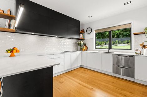 Photo of property in 55 Breadalbane Avenue, Havelock North, 4130