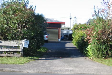 Photo of property in 1/143 Centreway Road, Orewa, 0931