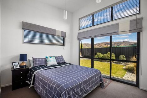 Photo of property in 25 Albert Drive, Clyde, 9330