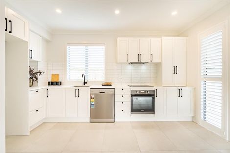 Photo of property in 44b Pine Avenue, Upper Hutt Central, Upper Hutt, 5018