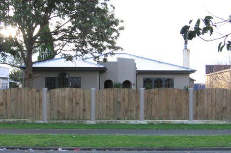Photo of property in 8 Guy Avenue, Takaro, Palmerston North, 4410
