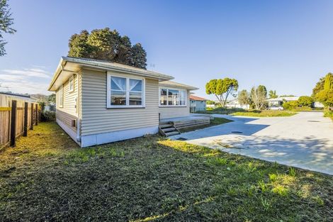 Photo of property in 12a Mcentee Street, Papakura, 2110
