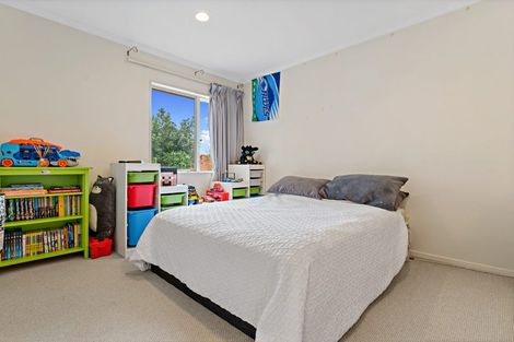 Photo of property in 25 Bronte Place, Somerville, Auckland, 2014
