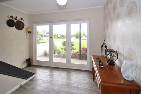Photo of property in 10 Tawa Place, Tokoroa, 3420