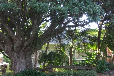 Photo of property in 4 Weston Avenue, Mount Albert, Auckland, 1025