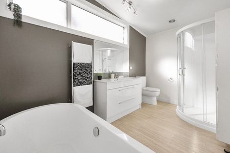 Photo of property in 24 Cranston Street, Andersons Bay, Dunedin, 9013