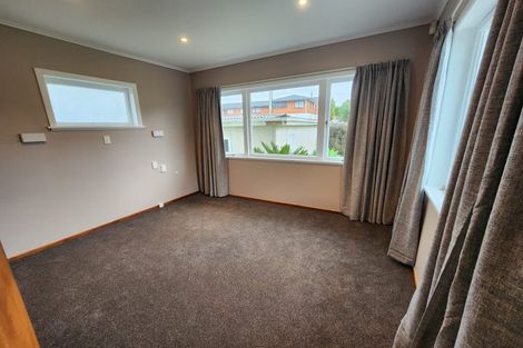 Photo of property in 1/33 Halver Road, Hillpark, Auckland, 2102