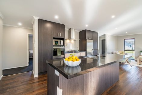 Photo of property in 16 Te Punga Road, Wallaceville, Upper Hutt, 5018