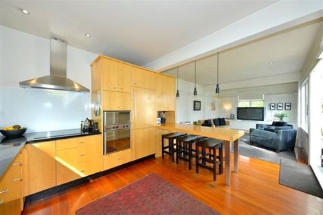 Photo of property in 15 Holmwood Road, Merivale, Christchurch, 8014