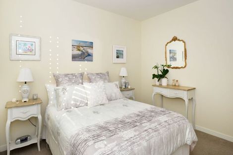 Photo of property in 83 Parkside Drive, Orewa, 0931