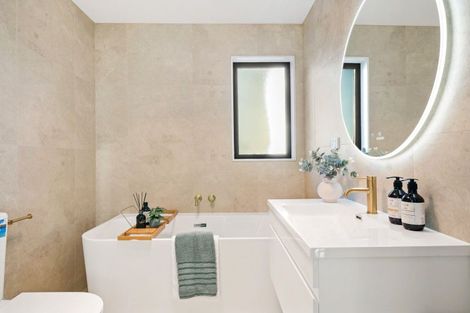 Photo of property in 1 Dorset Down Drive, Karaka, 2580