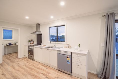 Photo of property in 54 Marlow Road, Aranui, Christchurch, 8061