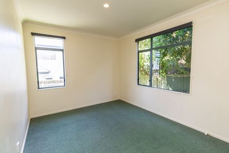 Photo of property in 43 Amesbury Drive, Churton Park, Wellington, 6037