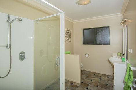 Photo of property in 6 Oxford Avenue, Te Kamo, Whangarei, 0112