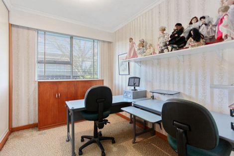 Photo of property in 32 Harrowdale Drive, Avonhead, Christchurch, 8042