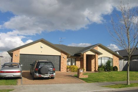 Photo of property in 18 Belcoo Crescent, East Tamaki, Auckland, 2013