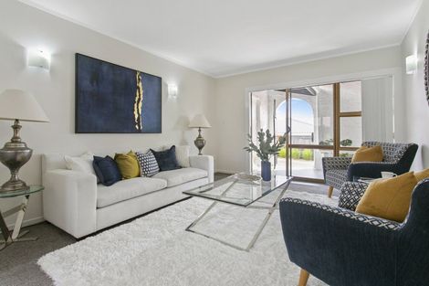 Photo of property in 4/8 Wood Street, Papakura, 2110