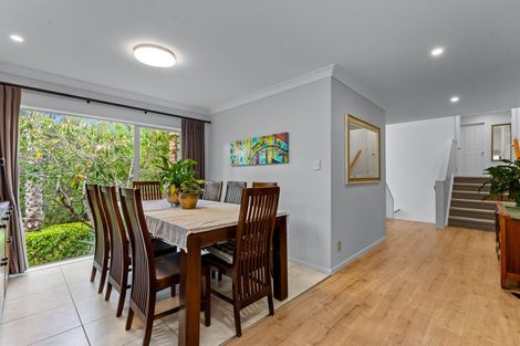 Photo of property in 12 Stonedge Lane, Rosedale, Auckland, 0632