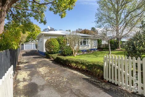 Photo of property in 6 Albert Street, Riverhead, 0820