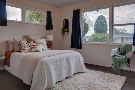 Photo of property in 1 Cedar Place, Hillcrest, Hamilton, 3216