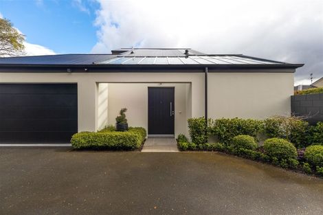 Photo of property in 9b Weka Street, Fendalton, Christchurch, 8041