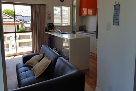 Photo of property in 5 Temple Street, Meadowbank, Auckland, 1072