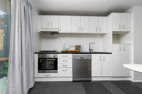 Photo of property in 2/17 Luke Street, Otahuhu, Auckland, 1062