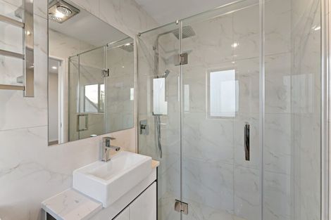 Photo of property in 2/273 Mount Albert Road, Wesley, Auckland, 1041