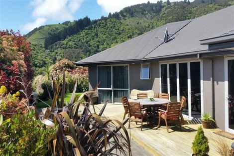 Photo of property in 12 Burnside Terrace, Atawhai, Nelson, 7010