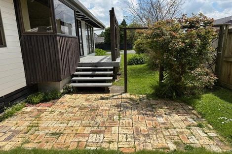 Photo of property in 21 Hibiscus Avenue, Hamilton Lake, Hamilton, 3204