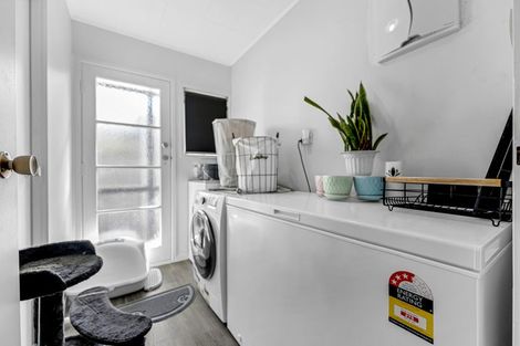 Photo of property in 207 Mahia Road, Wattle Downs, Auckland, 2102