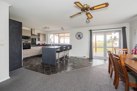 Photo of property in 16 Round Hill Road, Reidston, Oamaru, 9492