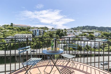 Photo of property in Atrium Towers, 8h/154 The Terrace, Wellington Central, Wellington, 6011