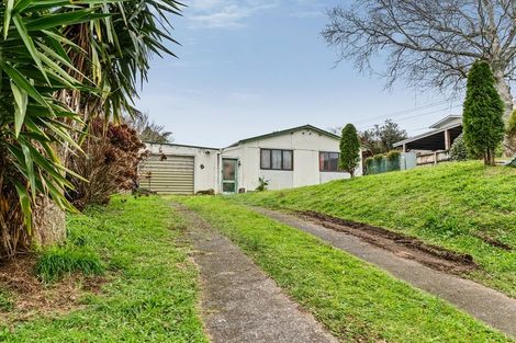 Photo of property in 95 Oxford Road, Okato, 4335