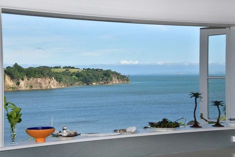 Photo of property in 76a Shakespear Road, Army Bay, Whangaparaoa, 0930
