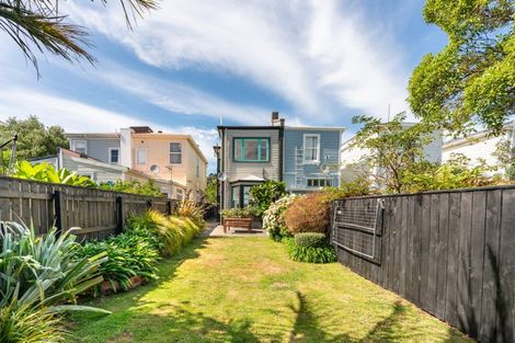 Photo of property in 19 Roy Street, Newtown, Wellington, 6021