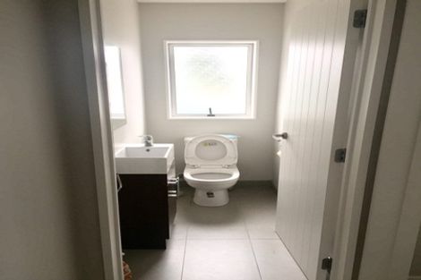 Photo of property in 46a Millen Avenue, Pakuranga, Auckland, 2010