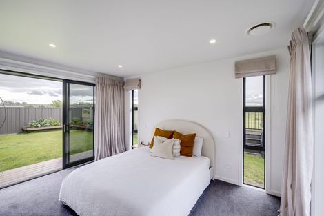 Photo of property in 58 Pelorus Avenue, Poraiti, Napier, 4112