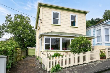 Photo of property in 25 Newman Terrace, Thorndon, Wellington, 6011