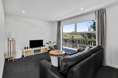 Photo of property in 54 Ainslee Street, Highlands Park, New Plymouth, 4312